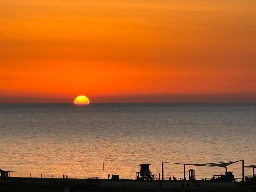 Venus Lighthouse 2B, Sea-View, Paphos Center Apartment Bagian luar foto