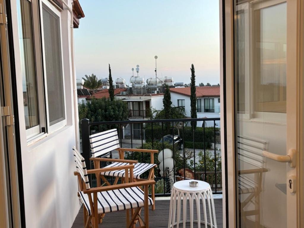 Venus Lighthouse 2B, Sea-View, Paphos Center Apartment Bagian luar foto