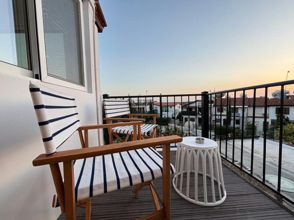 Venus Lighthouse 2B, Sea-View, Paphos Center Apartment Bagian luar foto